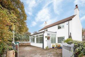 Peartree Cottage, Main Street, Kirk Smeaton, Pontefract WF8 3JZ