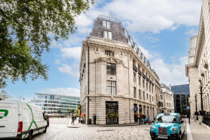 Flat 5, 12, Trinity Square, London EC3N 4AL