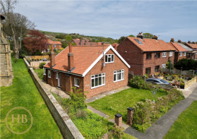 Linden Lea, Thorpe Lane, Robin Hoods Bay, Whitby YO22 4RN