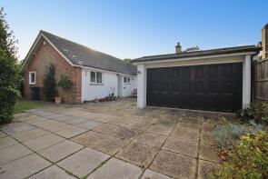 2, Woodbury Avenue, Havant PO9 1RH