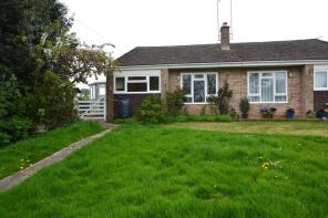6, Holbech Hill, Banbury OX17 1EB
