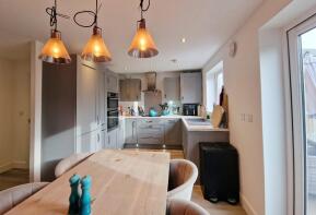 8, Thompson Avenue, Burnham-on-crouch CM0 8SG