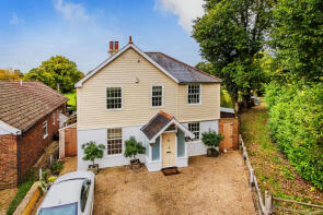 Rosary, Pootings Road, Edenbridge TN8 6SD