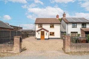 1, Black Mill Lane, Norwich NR15 2DZ