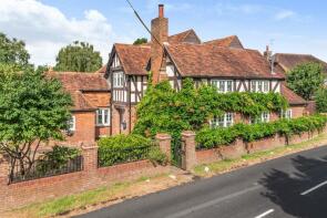 Orchard House, Laddingford, Maidstone ME18 6BP