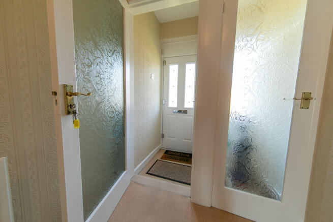 Entrance porch & cloakroom