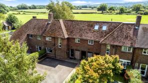 4, Stocks Field, Stocks Hill, Steyning BN44 3DU