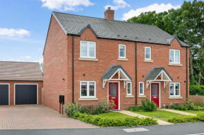 20, Banks Close, Worcester WR2 6NE