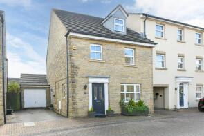 7, Bell Heather Close, Trowbridge BA14 8TY