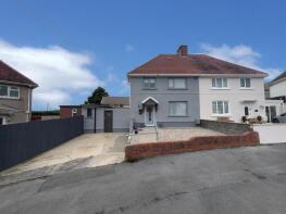 10, Lewis Crescent, Llanelli SA14 9EW