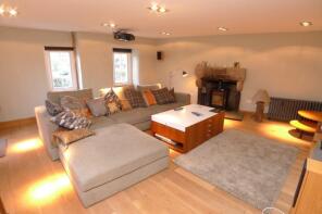 White Cottage, U059 From A917 At Kingsbarns To Burnside Farm, St. Andrews KY16 8PP