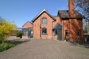 1, The Gables, Worcester Road, Malvern WR13 5AY