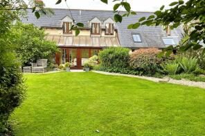 Old Orchard Barn, Road From Greenwarren House To Yew Tree Cottage, Winkleigh EX19 8LT