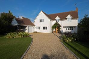 Hide Away, Hackmans Lane, Chelmsford CM3 6RE
