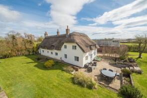 102 104 The Rookery, Bishopstone, Aylesbury HP17 8SH