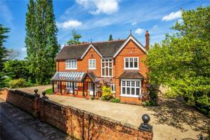 Oak Grange, Oak Grange Road, West Clandon GU4 7UD