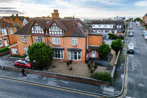 Berrow Road, Burnham-on-Sea, Somerset, TA8