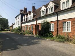 2, Punch Bowl Cottages, Church End, Rochford SS4 2DH