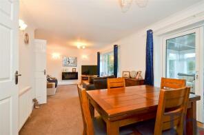 11, Dolcroft Road, Ventnor PO38 3NT