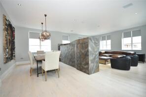 Flat 10, 16.5, Stukeley Street, London WC2B 5LQ