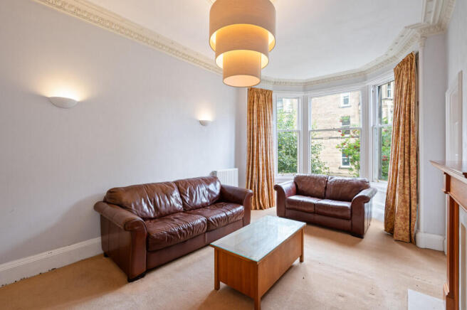Sitting Room of 5 (1F2) Comiston Gardens