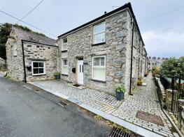 20 Pen Y Bont, Lime Street, Caernarfon LL54 5LR
