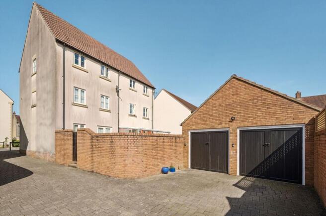 Double Garage