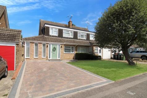 Celina Close, Bletchley, Milton Keynes, Buckinghamshire, MK2 3LS