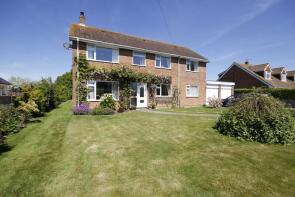 Ashdown House, Middle Road, Lymington SO41 6FX