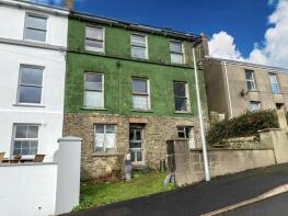 5, Hazelbank, Llanstadwell, Milford Haven SA73 1EN