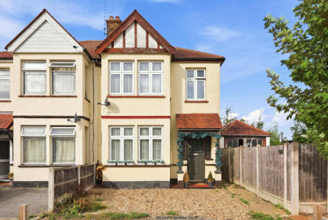Seaforth Avenue, Southend-on-sea, SS2