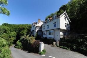 1, The Bay Apartments, Road Past Woody Bay Hotel, Parracombe, Woody Bay EX31 4QX