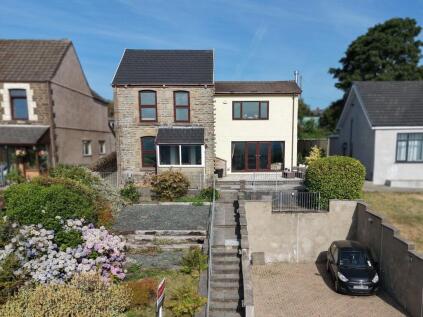 Trewyddfa Road, Morriston, Swansea, SA6 7QH