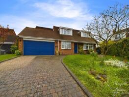 3, Emerald Close, East Claydon MK18 2NL