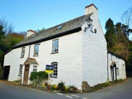 Furzehill, Fairmead Road, Saltash PL12 4QF