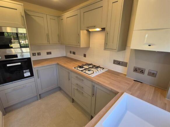 Kitchen 3.jpg