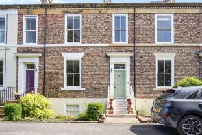8, Banks Terrace, Darlington DL2 2DE