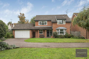 42, Gingells Farm Road, Charvil RG10 9DJ