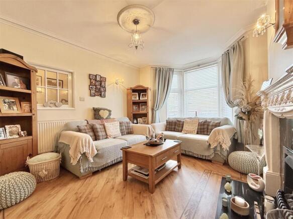 Living_Room.jpg