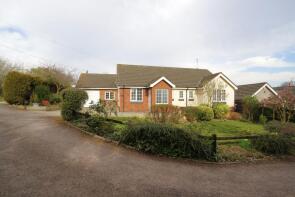 17, Stamford Drive, Leicester LE7 7HJ