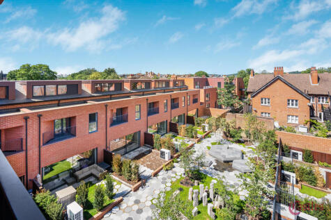 11 Dixon House, N8