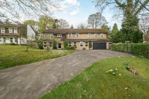 60, Roffes Lane, Caterham CR3 5PT