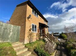 56, Wheelers Walk, Paganhill, Stroud GL5 4BW