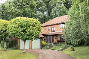 33, Beechwood Park, Hemel Hempstead HP3 0DY