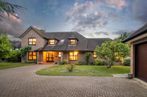 Wildcroft Drive, Wokingham, RG40
