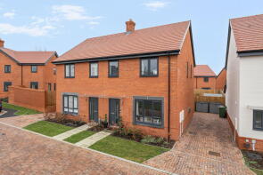 29, Harrier Crescent, Botley SO32 2UU