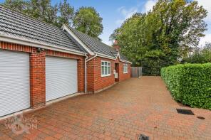 The Oaks, Yarmouth Road, Bungay NR35 2PH