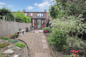 3, Nashs Row, Main Street, Osgodby, Market Rasen LN8 3TA