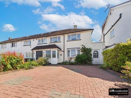 Penscroft Gardens, Borehamwood, WD6