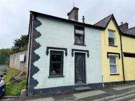 7, Heol Y Doll, Machynlleth SY20 8BQ